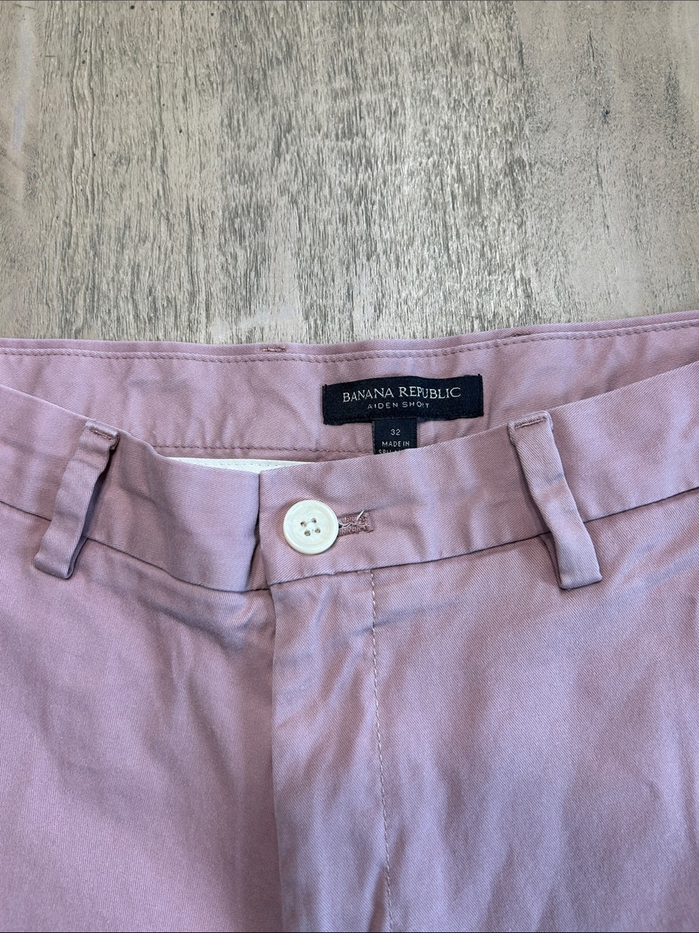 Banana Republic Pink Flat Front Men’s Shorts - Picture 3 of 6